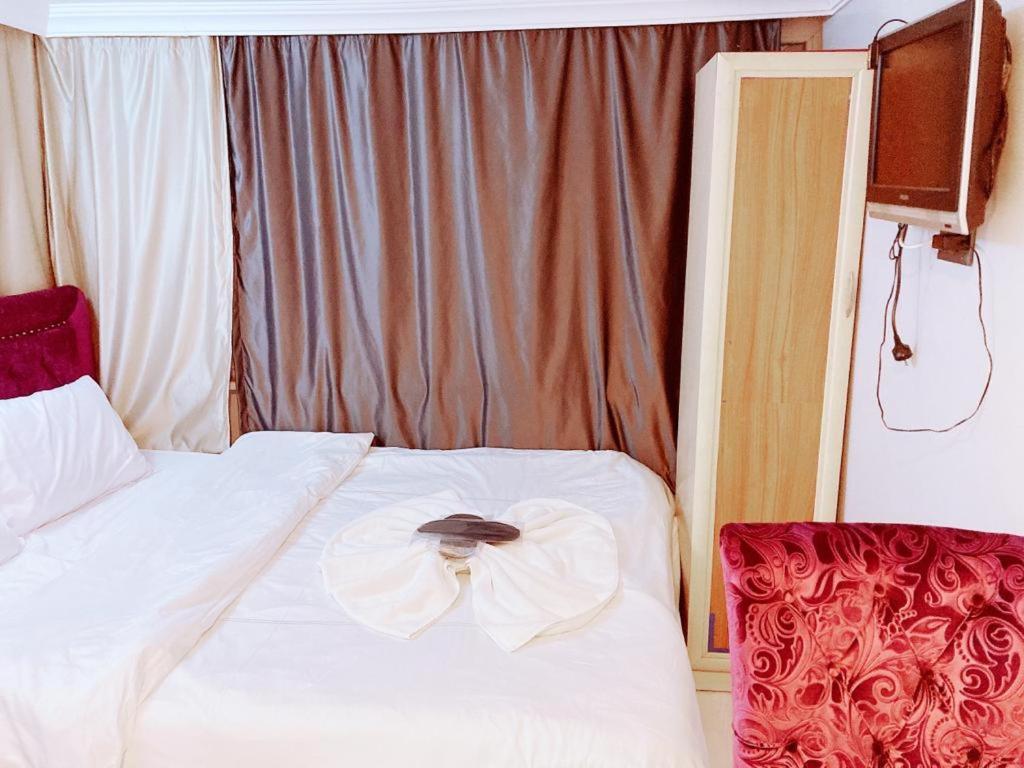 Aymila Apart Aparthotel Istanboel Buitenkant foto